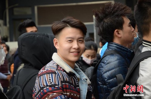 ��Ӱ����ϵ���Խ��� 324����������50����