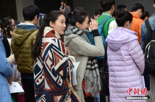 ��Ӱ����ϵ���Խ��� 324����������50����