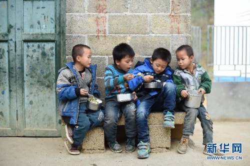 ͼƬ���£���𡰴�ͨ�̡���Ū��Сѧ