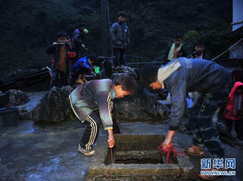 ͼƬ���£���𡰴�ͨ�̡���Ū��Сѧ