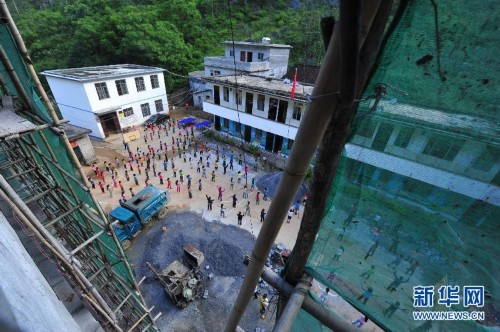 ͼƬ���£���𡰴�ͨ�̡���Ū��Сѧ