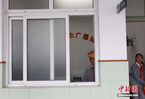 ͼƬ���£���ִ��У������һ��