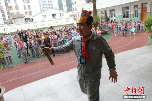 ͼƬ���£���ִ��У������һ��