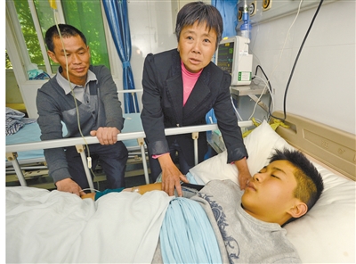 16岁高中生病重急需大量输血 一群大学生接力 16岁高中生病重急需大量输血 一群大学生接力