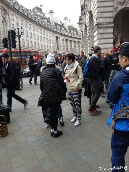 ������������2���׶ؽ�ͷ���ߣ�����Ȼ�Ĵ�Ѱ֣ˬ����Ũ