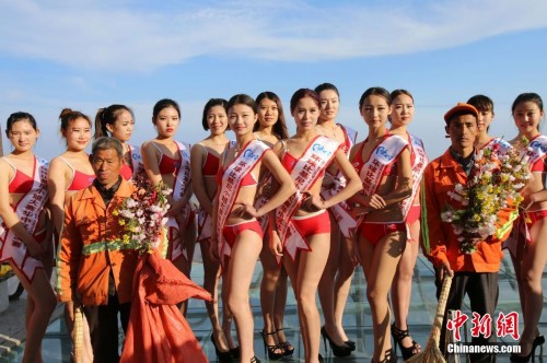 Ӿװ��Ů�����»�����������