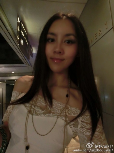 ������Ů����ɹ�٤�� ����װ�㺹����