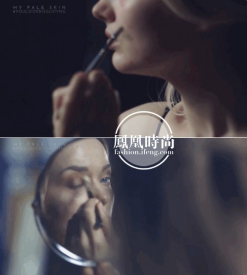 ���棡Ů�˻�ױǰ��