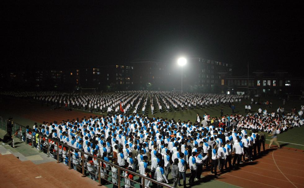 ����һ��Уѧ����ҹ���㲥��� ������(ͼ)