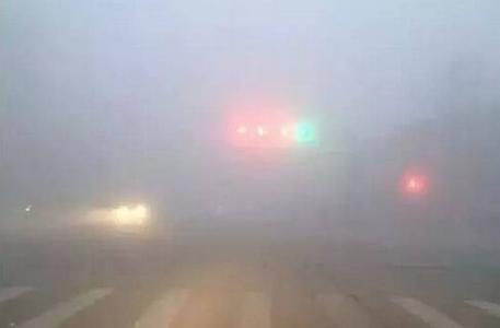 ͼƬĬ�ϱ���