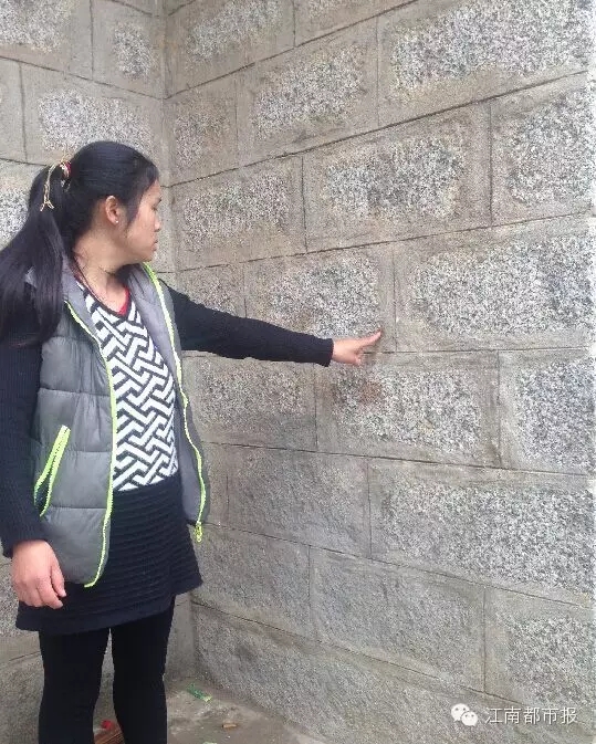 ����׵Ķ�ϱ��ָ��������ǽ�ϵ�Ѫ����