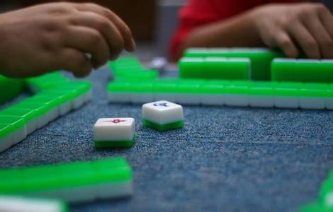 �����齫���Ϸ�ս���� ���ƺ��Ц˫��һ��ʧ��