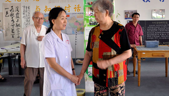 唐江萍:36年坚持用仁心守护病患 唐江萍:36年坚持用仁心守护病患