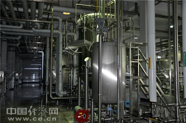 大国工匠李新海:百年青岛啤酒的“创新王” 大国工匠李新海:百年青岛啤酒的“创新王”