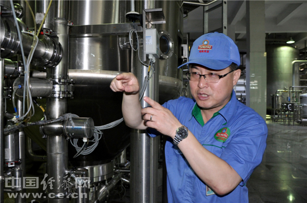 大国工匠李新海:百年青岛啤酒的“创新王” 大国工匠李新海:百年青岛啤酒的“创新王”