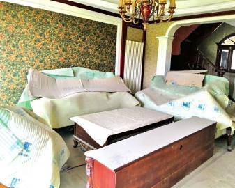 上百万别墅装修扯皮 业主未付尾款奔驰被查封 上百万别墅装修扯皮 业主未付尾款奔驰被查封