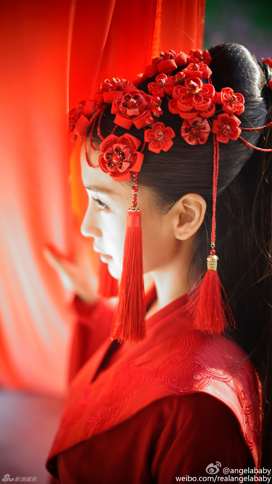 Angelababy��װ���� ���½����ƴ�������