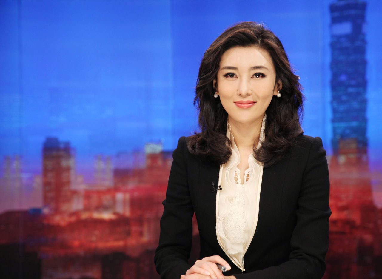 ���,����