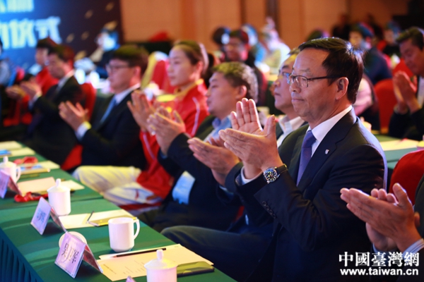 CCTV体坛风云人物年度评选启动 “大众体育精神奖”成亮点 CCTV体坛风云人物年度评选启动 “大众体育精神奖”成亮点