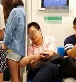 咸猪手!男子深圳地铁猥亵多名女乘客 被骂后挥刀伤人