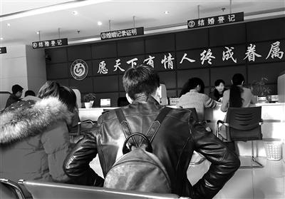 ����6000���ˡ�����ڡ������ 700�������