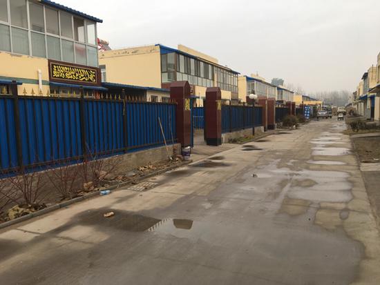 �ӱ���Ǩ��Ա����������:����͵�� ��ҹ��Ͷ��