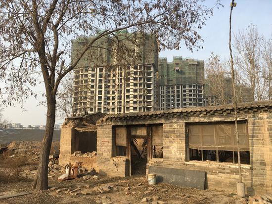 �ӱ���Ǩ��Ա����������:����͵�� ��ҹ��Ͷ��