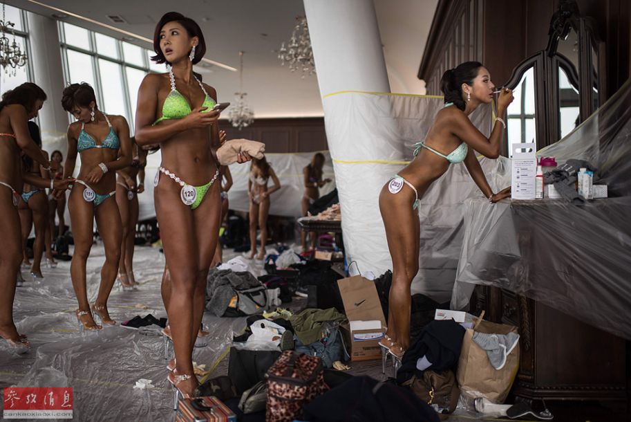 �����ٰ콡������ Ů�Ӵ��Ȼ����������