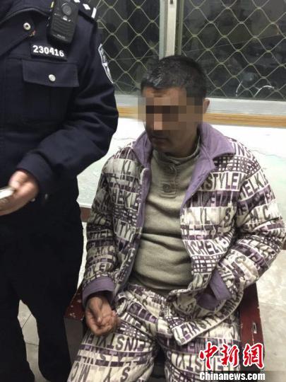 酒后谩骂售票员的男子王某被行政拘留5天。警方供图