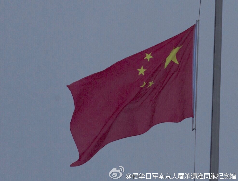 �Ͼ�����ɱ���ҹ����ֳ�:��������°�����ʽ����