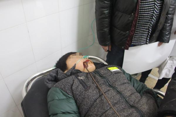 熊猫宝宝不慎摔跤倒栽葱 摔成世界最佳照片(