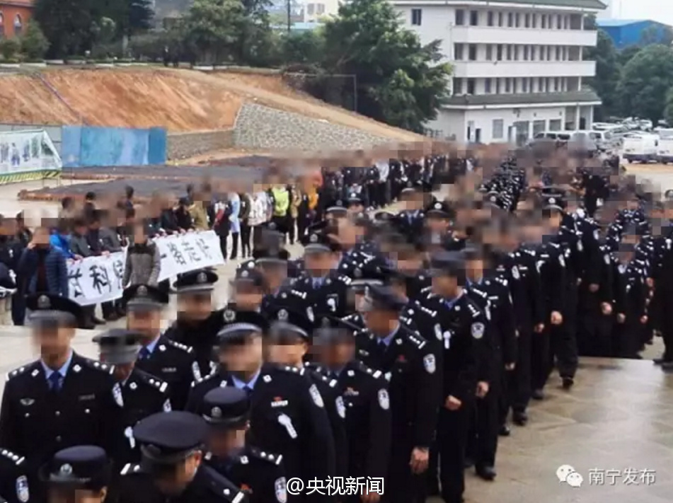 Ӣ������ȫԱ����