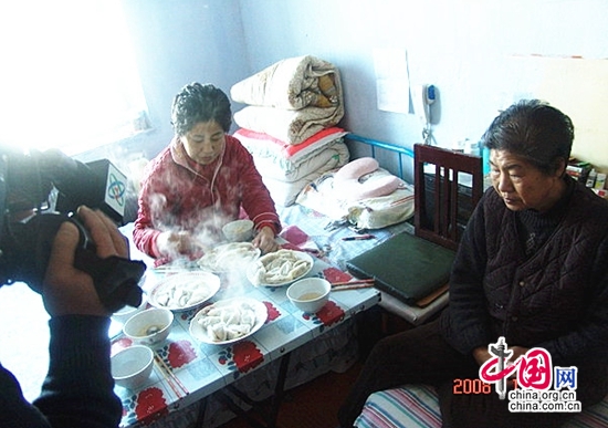 鸡年新春:一位老人和一位癌症患者的期盼与祝福