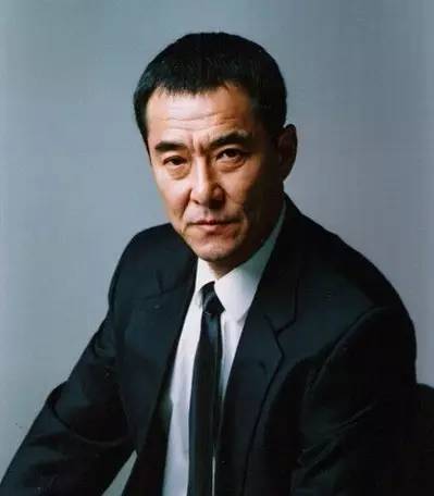 爸妈沉迷网络后变成什么样?有人凌晨两三点才睡