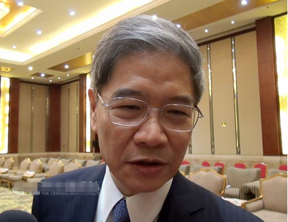 国台办主任张志军出席台商联谊会:两岸政策关键是政治基础 国台办主任张志军出席台商联谊会:两岸政策关键是政治基础