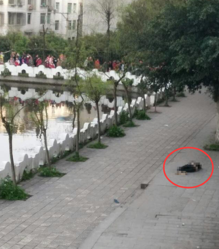 对于赵金为何发生高坠,死亡之前到底经历了什么,尹从新称“公安机关正在调查”。