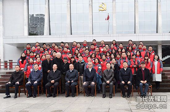 脱贫攻坚看贵州 网络媒体走转改采访活动在贵阳启动