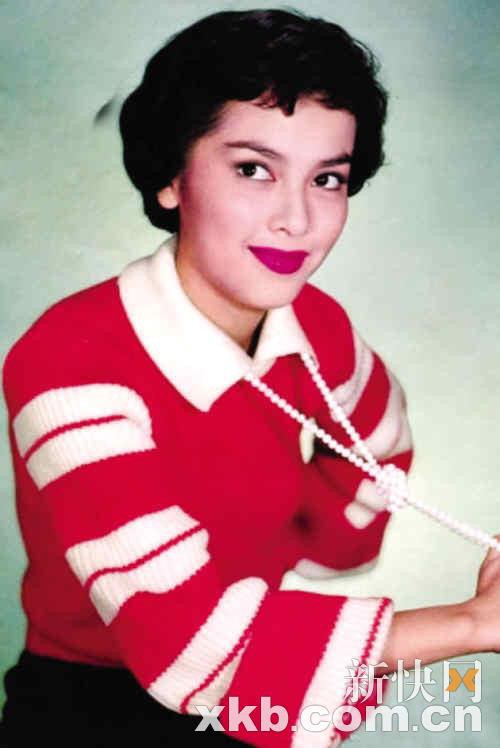 �ձ�����ϼ��̩������� ͼ�������������ĵ�һ��Ů����ͼ��