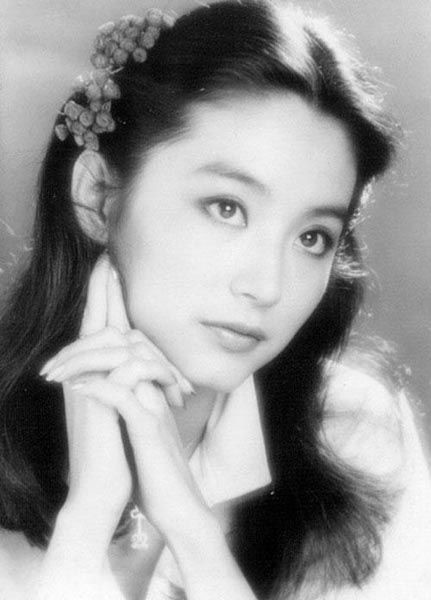 �ձ�����ϼ��̩������� ͼ�������������ĵ�һ��Ů����ͼ��