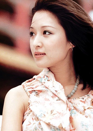 �ձ�����ϼ��̩������� ͼ�������������ĵ�һ��Ů����ͼ��