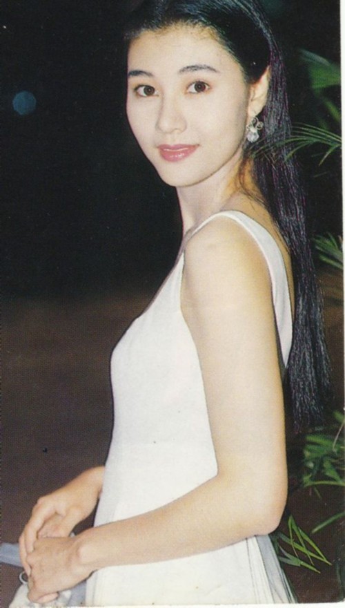 �ձ�����ϼ��̩������� ͼ�������������ĵ�һ��Ů����ͼ��