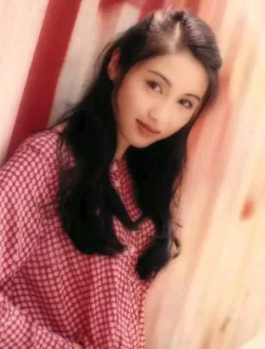 �ձ�����ϼ��̩������� ͼ�������������ĵ�һ��Ů����ͼ��