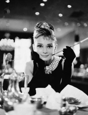 �ձ�����ϼ��̩������� ͼ�������������ĵ�һ��Ů����ͼ��