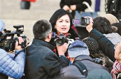 政协委员陈清霞:限制自由行不能解决香港问题