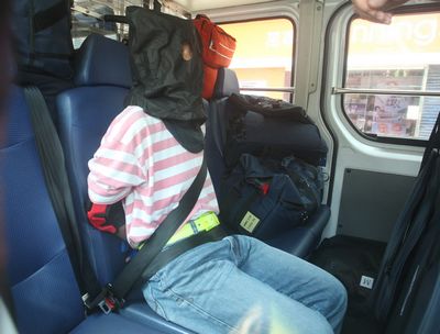 ���Ů��ʿ˾�������ٿ�����ͷ���ص�ǹ���в�