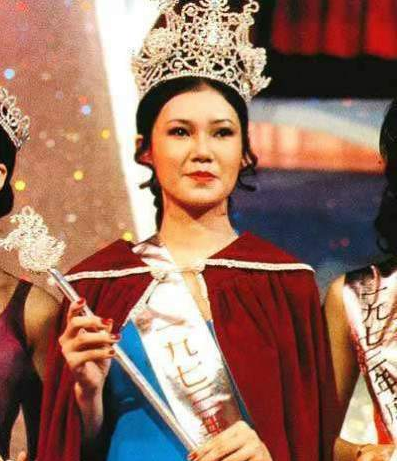 1973��۽�ھ���Ӿ��