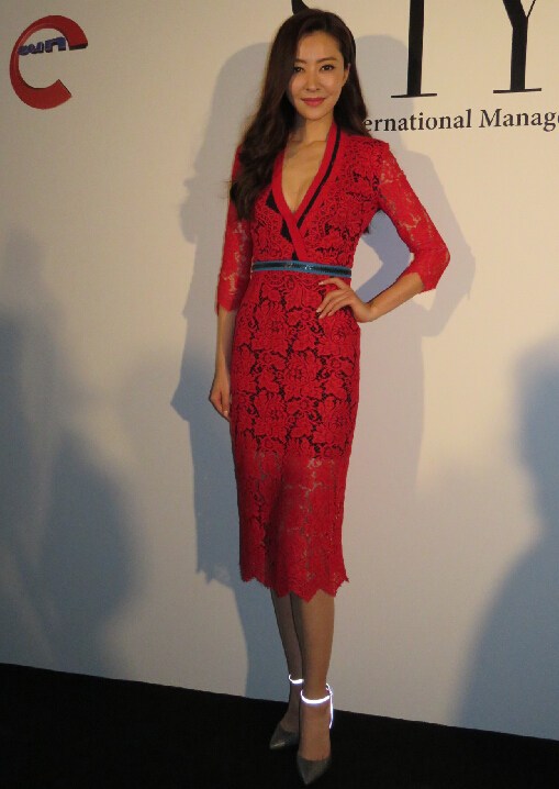 �������Ը�����Ǻ�����ǣ����ڲ����½�����������