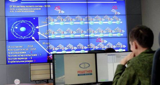 国防部作战室里的超大电子屏。