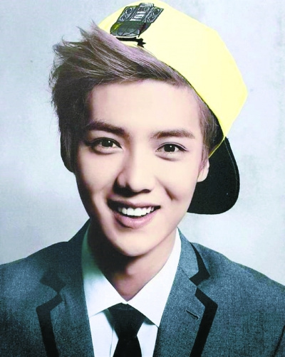 韩国公司告鹿晗索赔384万在韩中国练习生“解约潮”引关注