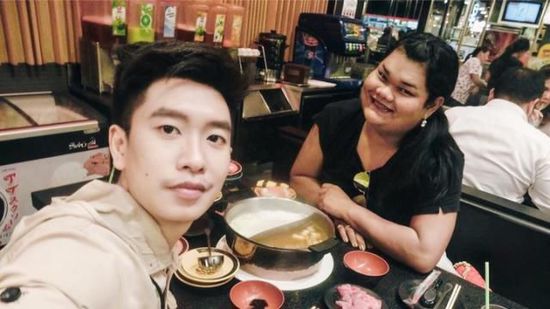 泰国网络女神宝拉:我又丑又肥但男友好帅(图)